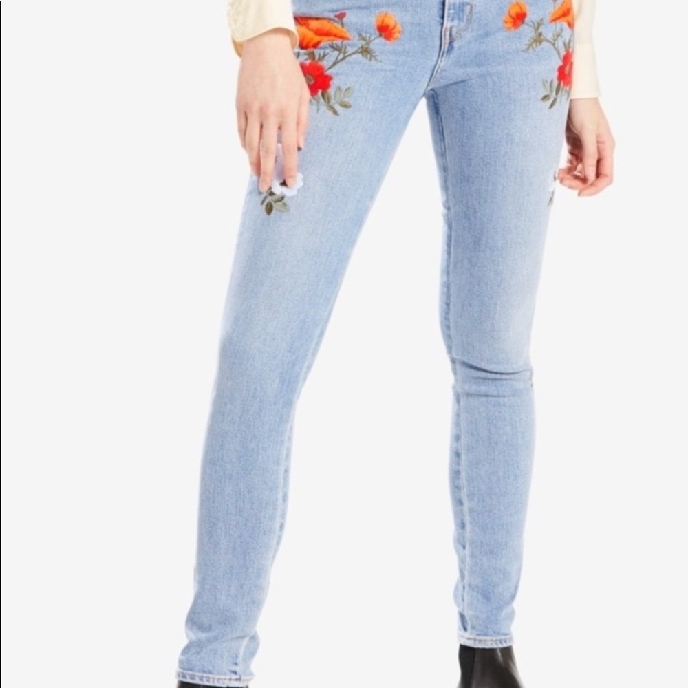 Levi’s Limited 721 High-Rise Embroidered Skinny Jeans size 27